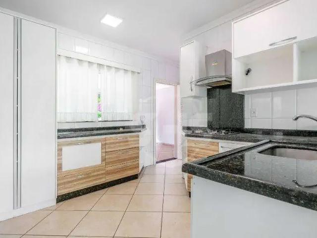 Casa / Sobrado em Condomínio para Locação em Blumenau/SC Vorstadt 3 Quartos