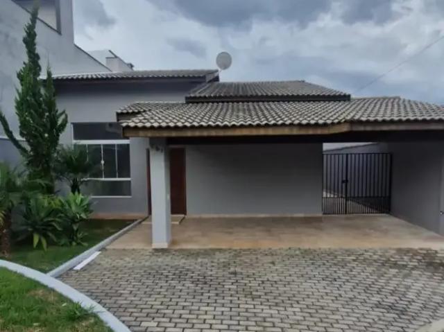 Casa / Sobrado em Condomínio para Locação em Bragança Paulista/SP Condomínio Portal da Serra 3 Quartos