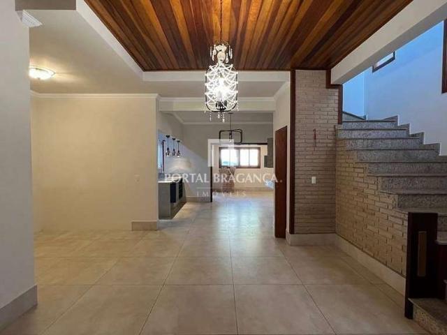 Casa / Sobrado em Condomínio para Locação em Bragança Paulista/SP Condomínio Residencial e Comercial Fazenda Santa Petronilla 3 Quartos