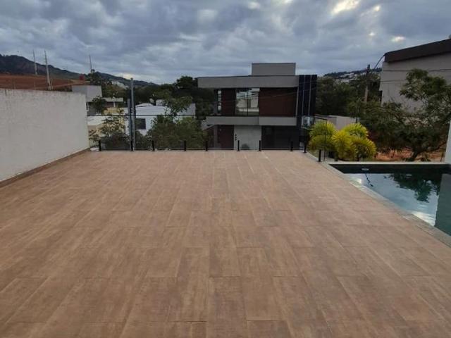 Casa / Sobrado em Condomínio para Locação em Bragança Paulista/SP Condomínio Vale das Águas 3 Quartos