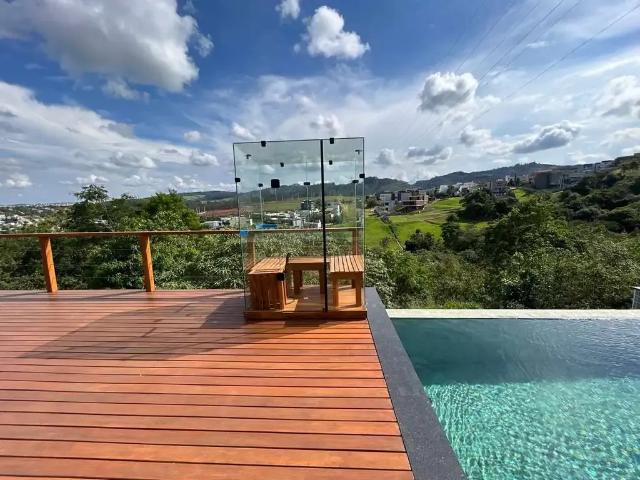 Casa / Sobrado em Condomínio para Locação em Bragança Paulista/SP Condomínio Vale das Águas 3 Quartos