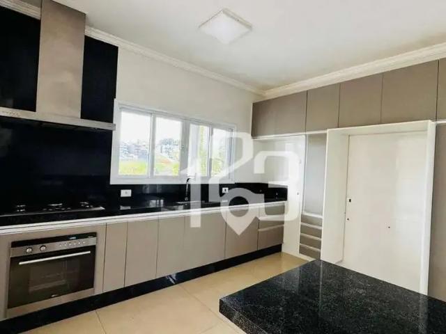 Casa / Sobrado em Condomínio para Locação em Bragança Paulista/SP Condomínio Vale das Águas 4 Quartos