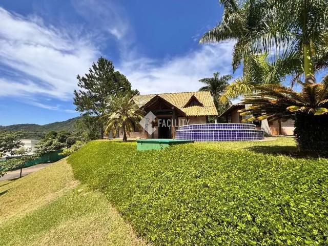 Casa / Sobrado em Condomínio para Locação em Bragança Paulista/SP Porto Bragança 4 Quartos