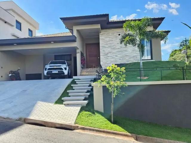 Casa / Sobrado em Condomínio para Locação em Bragança Paulista/SP Residencial Campos do Conde 3 Quartos