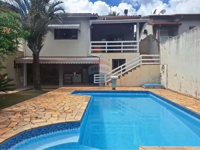 Casa / Sobrado em Condomínio para Locação em Bragança Paulista/SP Residencial Colinas de São Francisco 3 Quartos
