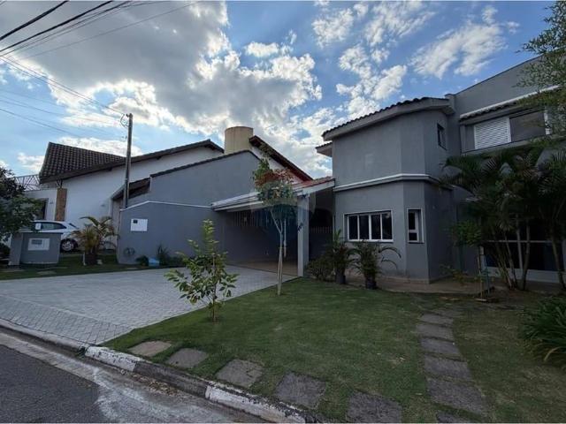 Casa / Sobrado em Condomínio para Locação em Bragança Paulista/SP Residencial Euroville 4 Quartos