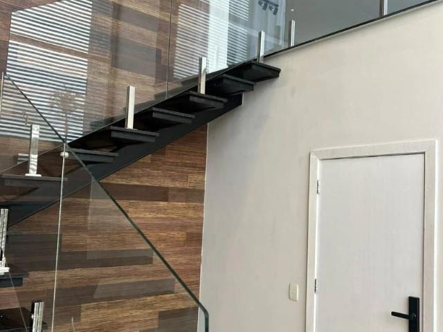 Casa / Sobrado em Condomínio para Locação em Bragança Paulista/SP Residencial Euroville 4 Quartos
