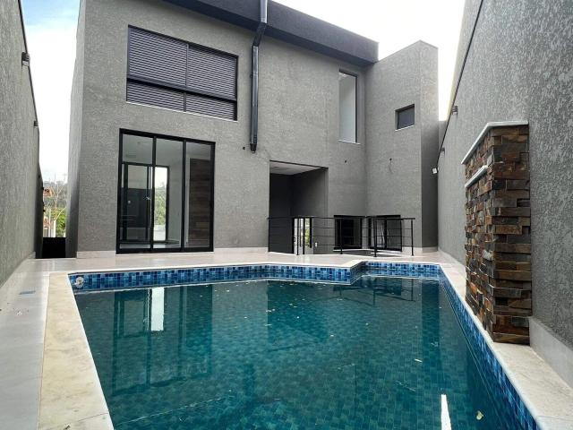 Casa / Sobrado em Condomínio para Locação em Bragança Paulista/SP Residencial Euroville II 4 Quartos