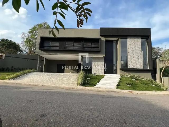 Casa / Sobrado em Condomínio para Locação em Bragança Paulista/SP Residencial Euroville II 4 Quartos