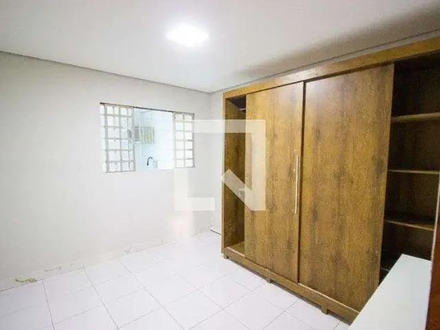 Casa / Sobrado em Condomínio para Locação em Brasília/DF Riacho Fundo I 1 Quartos