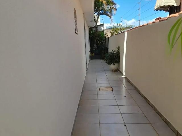 Casa / Sobrado em Condomínio para Locação em Brasília/DF Setor Habitacional Vicente Pires Trecho 1 3 Quartos