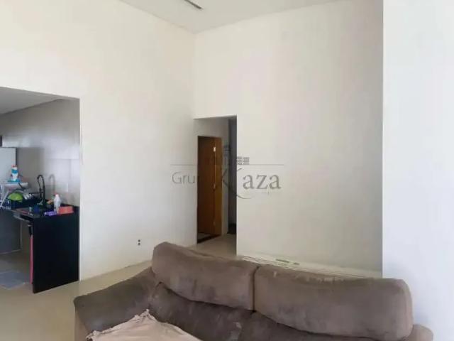 Casa / Sobrado em Condomínio para Locação em Caçapava/SP Condomínio Residencial Ecopark Bourbon 3 Quartos