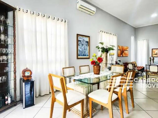Casa / Sobrado em Condomínio para Locação em Caçapava/SP Reserva do Vale 3 Quartos