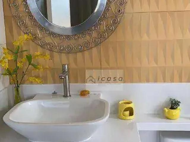 Casa / Sobrado em Condomínio para Locação em Caçapava/SP Residencial Santa Helena 4 Quartos