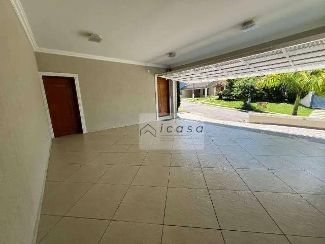 Casa / Sobrado em Condomínio para Locação em Caçapava/SP Residencial Santa Helena 5 Quartos