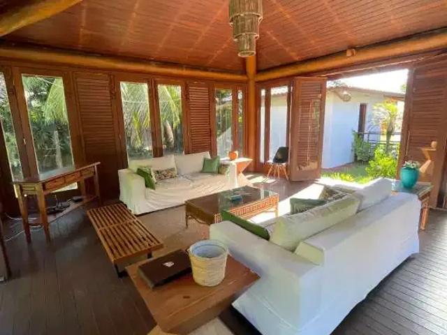 Casa / Sobrado em Condomínio para Locação em Camaçari/BA Monte Gordo 7 Quartos