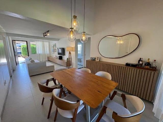Casa / Sobrado em Condomínio para Locação em Camaçari/BA Abrantes 3 Quartos