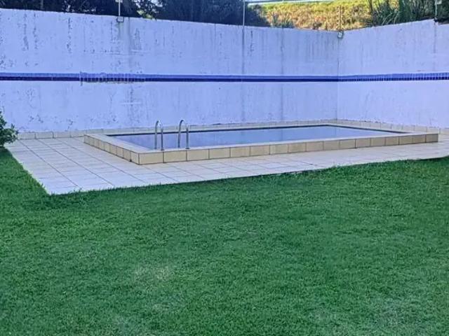 Casa / Sobrado em Condomínio para Locação em Camaçari/BA Abrantes 4 Quartos