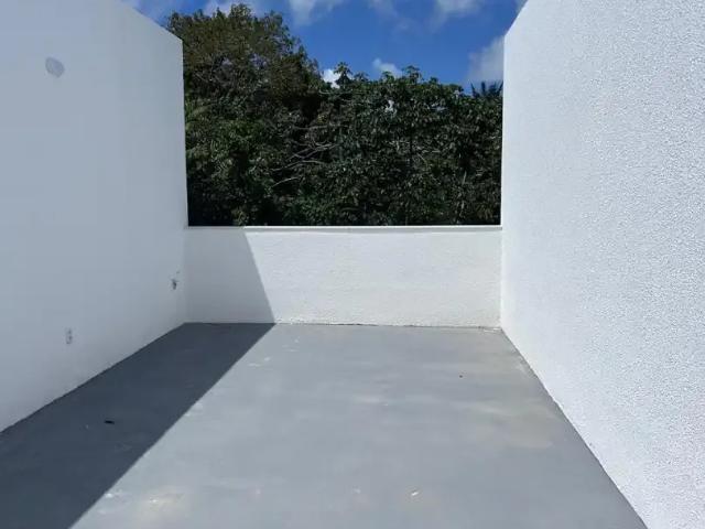 Casa / Sobrado em Condomínio para Locação em Camaçari/BA Alphaville Abrantes 3 Quartos