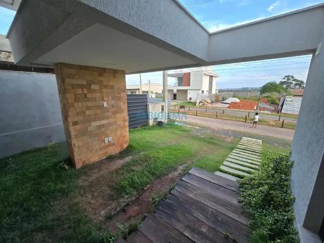 Casa / Sobrado em Condomínio para Locação em Camaçari/BA Alphaville Abrantes 3 Quartos
