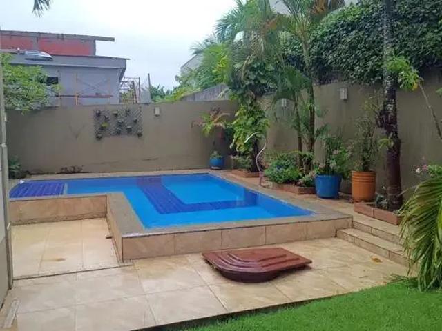 Casa / Sobrado em Condomínio para Locação em Camaçari/BA Alphaville Abrantes 4 Quartos