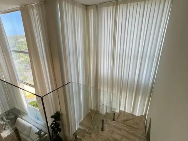 Casa / Sobrado em Condomínio para Locação em Camaçari/BA Alphaville Litoral Norte I I 5 Quartos