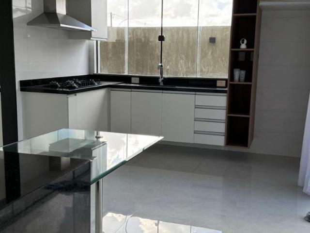 Casa / Sobrado em Condomínio para Locação em Camaçari/BA Alphaville Litoral Norte I I I 5 Quartos