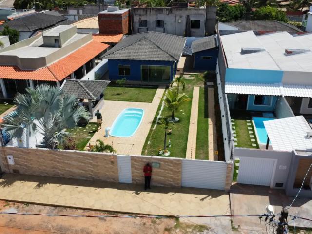 Casa / Sobrado em Condomínio para Locação em Camaçari/BA Arembepe Abrantes 3 Quartos