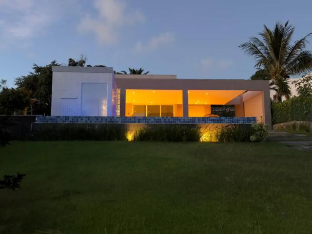 Casa / Sobrado em Condomínio para Locação em Camaçari/BA Busca Vida 4 Quartos
