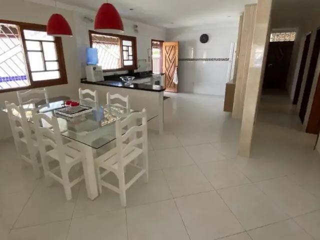 Casa / Sobrado em Condomínio para Locação em Camaçari/BA Barra do Jacuípe 3 Quartos