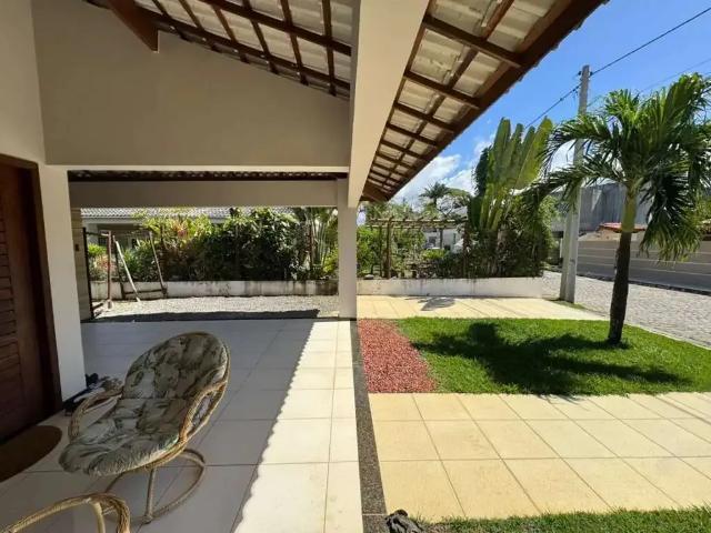 Casa / Sobrado em Condomínio para Locação em Camaçari/BA Catu de Abrantes 3 Quartos