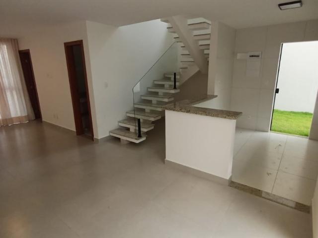 Casa / Sobrado em Condomínio para Locação em Camaçari/BA Catu de Abrantes 4 Quartos