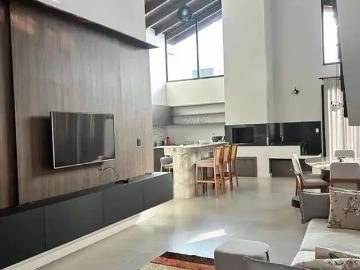 Casa / Sobrado em Condomínio para Locação em Camboriú/SC Centro 3 Quartos