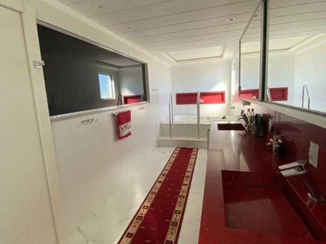 Casa / Sobrado em Condomínio para Locação em Camboriú/SC Santa Regina 4 Quartos