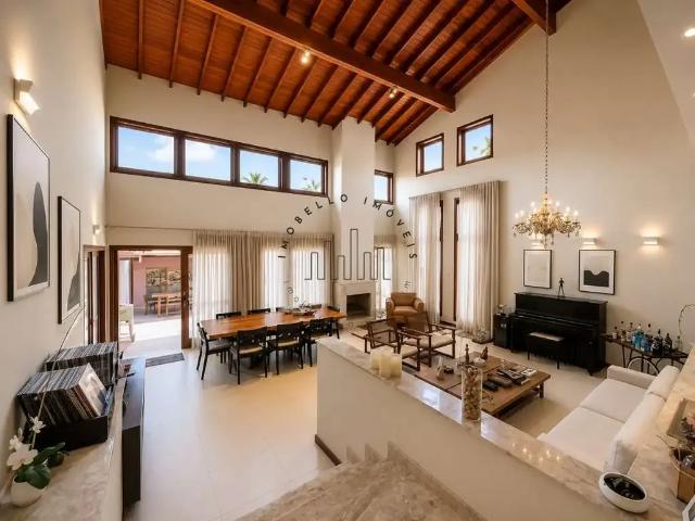 Casa / Sobrado em Condomínio para Locação em Campinas/SP Alphaville Dom Pedro 4 Quartos