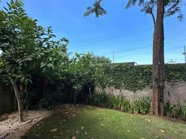 Casa / Sobrado em Condomínio para Locação em Campinas/SP Jardim das Paineiras 3 Quartos