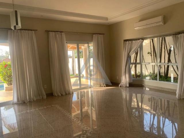 Casa / Sobrado em Condomínio para Locação em Campinas/SP Loteamento Alphaville Campinas 4 Quartos