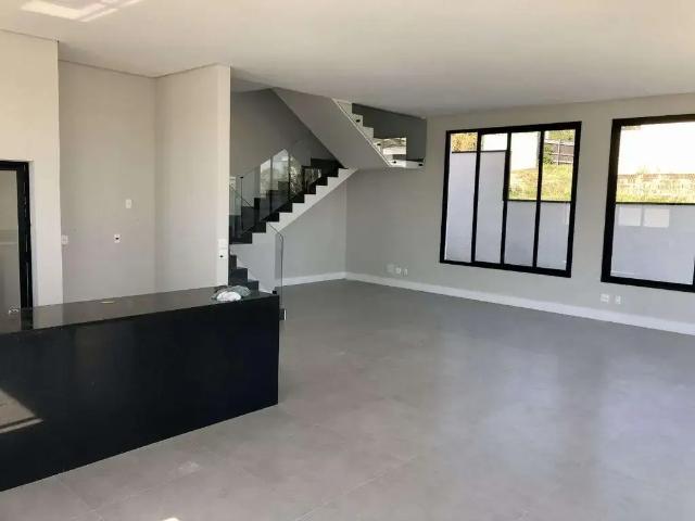 Casa / Sobrado em Condomínio para Locação em Campinas/SP Parque das Quaresmeiras 4 Quartos
