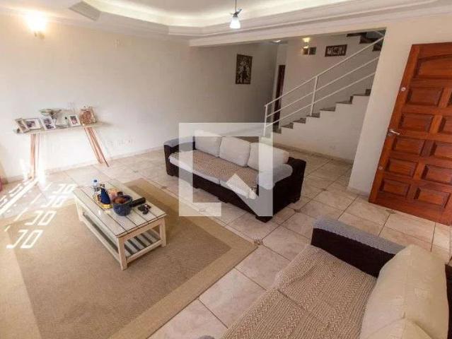 Casa / Sobrado em Condomínio para Locação em Campinas/SP Parque das Universidades 5 Quartos