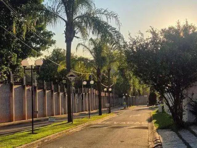 Casa / Sobrado em Condomínio para Locação em Campinas/SP Parque Rural Fazenda Santa Cândida 3 Quartos