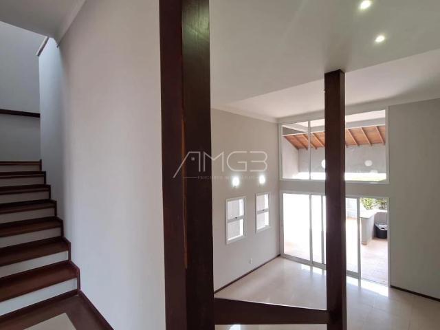 Casa / Sobrado em Condomínio para Locação em Campinas/SP Swiss Park 5 Quartos