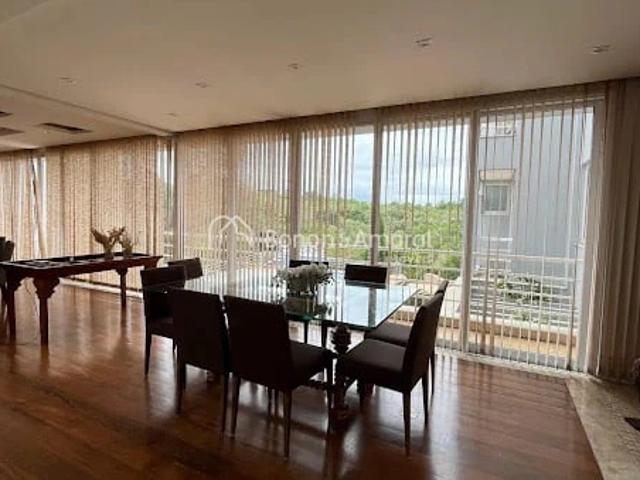 Casa / Sobrado em Condomínio para Locação em Campinas/SP Sítios de Recreio Gramado 6 Quartos