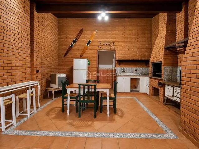Casa / Sobrado em Condomínio para Locação em Campinas/SP Vila Brandina 3 Quartos