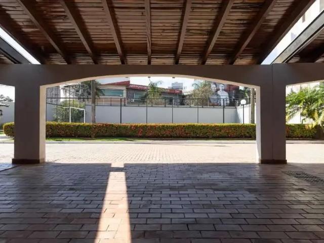 Casa / Sobrado em Condomínio para Locação em Campo Grande/MS Chácara Cachoeira 3 Quartos