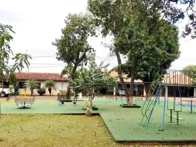Casa / Sobrado em Condomínio para Locação em Campo Grande/MS Coophamat 3 Quartos
