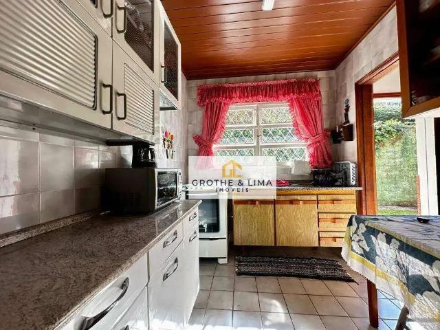 Casa / Sobrado em Condomínio para Locação em Campos do Jordão/SP Vale Encantado 4 Quartos