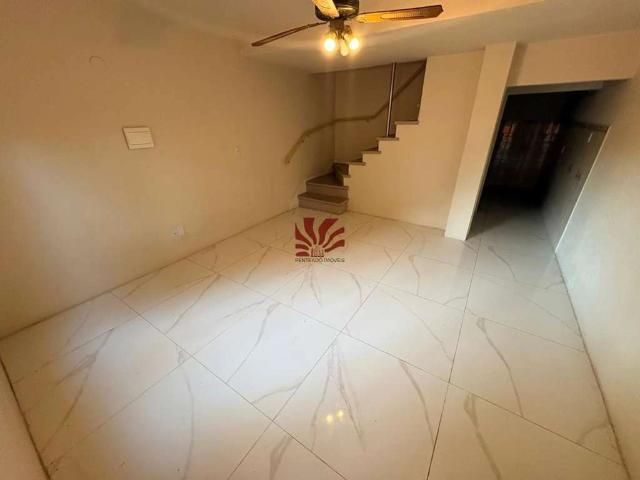 Casa / Sobrado em Condomínio para Locação em Canoas/RS Centro 2 Quartos