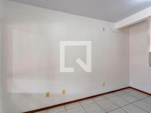 Casa / Sobrado em Condomínio para Locação em Canoas/RS Estância Velha 2 Quartos