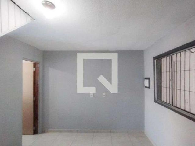Casa / Sobrado em Condomínio para Locação em Canoas/RS Igara 2 Quartos