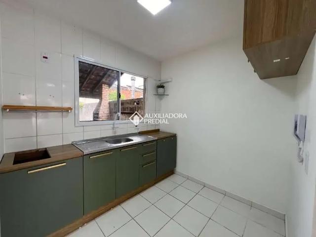 Casa / Sobrado em Condomínio para Locação em Canoas/RS Igara 2 Quartos